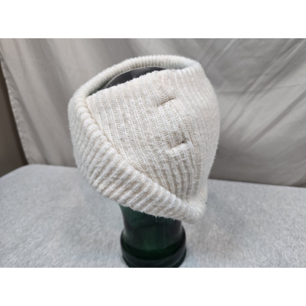 Zara Twisted Infinity Scarf Ivory Small Cozy Fashinable Accessory One Size OS